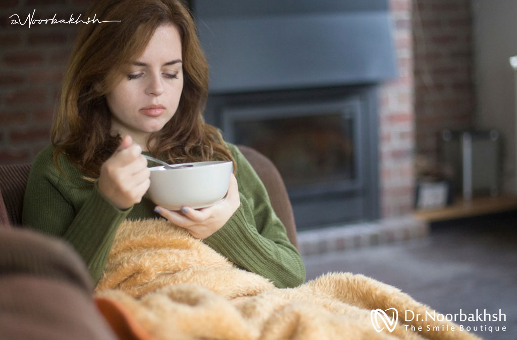 چگونه درد و ناراحتی پس از جراحی دندان عقل را مدیریت کنیم؟